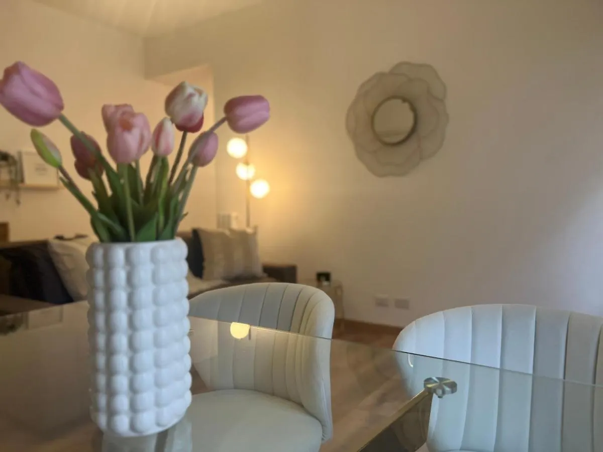 Apartamento Regina Milano In Bocconi