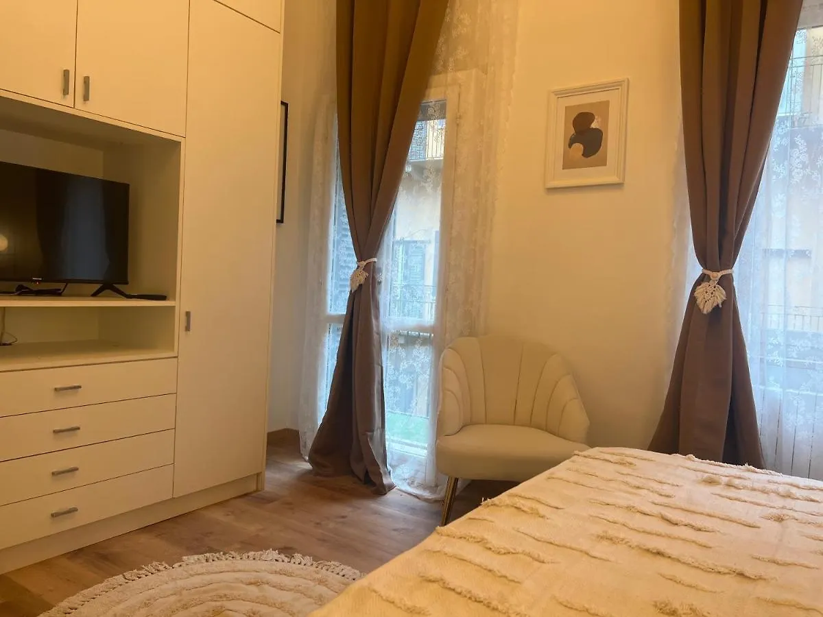 Regina Milano In Bocconi Apartment Italy