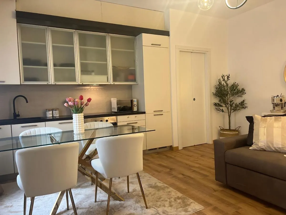 Apartamento Regina Milano In Bocconi
